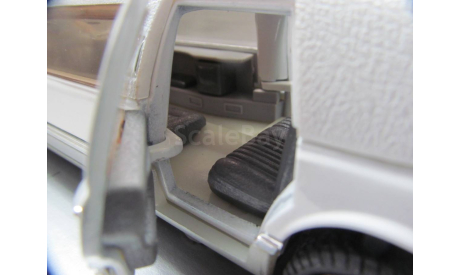 модель 1/24 Lincoln Towncar Limousine 1996 Sunnyside металл 1:24, масштабная модель, scale24