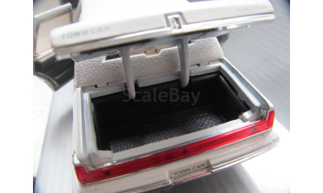 модель 1/24 Lincoln Towncar Limousine 1996 Sunnyside металл 1:24, масштабная модель, scale24