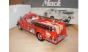 модель 1/34 pumper/пожарный автонасос Mack B 1960 Newark First Gear металл 1:34, масштабная модель, scale32
