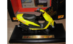 1/18 модель мотороллер/скутер Malaguti Phantom F12 Maisto металл 1:18 мотоцикл