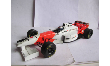 модель F1 Формула 1 1/18 McLaren Mercedes MP4/11 1996 #8 Coulthard Minichamps металл 1:18, масштабная модель, scale18