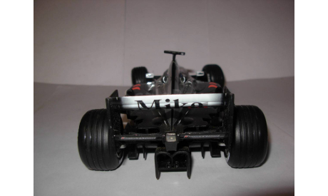 модель F1 Формула-1 1/18 McLaren Mercedes MP4/15 2000 #1 Mika Hakkinen Minichamps металл 1:18 MB Mercedes-Benz Мерседес Макларен, масштабная модель, scale18