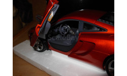 модель 1/18 McLaren MP4-12C 2011 Minichamps металл 1:18 limited