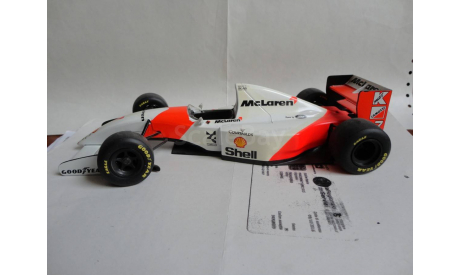 модель F1 Формула-1 1/18 McLaren Ford MP4/8 1993 #7 M. Hakkinen Minichamps/PMA металл, масштабная модель, 1:18