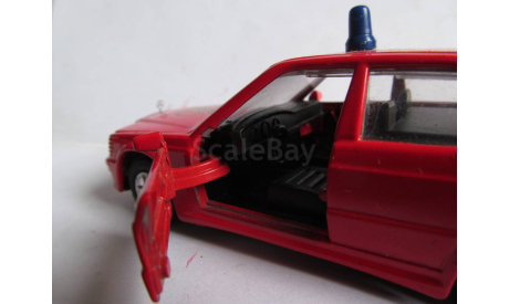 модель 1/36 пожарный Mercedes Benz 190E EVO2 W201 Feuerwehr металл металл Мерседес 1:36 Mercedes-Benz Мерседес MB пожарная, масштабная модель, scale35