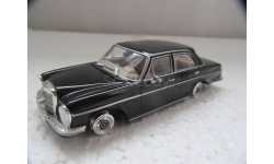 модель 1/43 Mercedes Benz 250SE James Bond Octopussy Universal Hobbies металл 1:43 Mercedes-Benz Мерседес MB