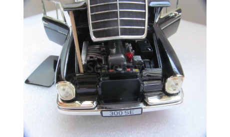 модель 1/18 Mercedes Benz 300SE W111 Revell металл Мерседес 1:18 MB, масштабная модель, Mercedes-Benz, scale18