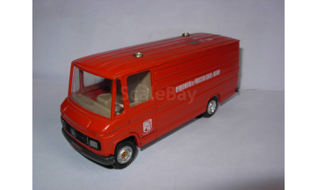 модель 1/50 пожарый Mercedes Benz 406 Cursor металл 1:50 Mercedes-Benz Мерседес, масштабная модель, scale50