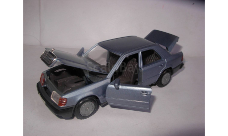 модель 1/35-1/36 Mercedes Benz E 1984 W124 Cursor металл MB металл Мерседес 1:36 1:35 Mercedes-Benz Мерседес, масштабная модель, scale35