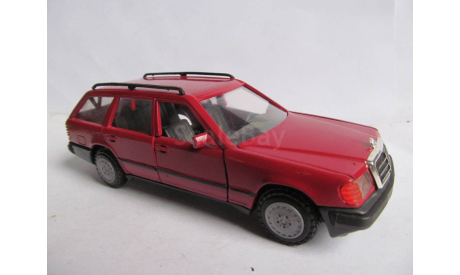 модель 1/35-1/36 Mercedes Benz E Универсал W124 S124 Conrad Germany металл MB металл Мерседес 1:36 1:35 Mercedes-Benz Мерседес, масштабная модель, scale35