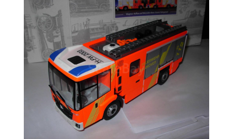 1/43 Mercedes-Benz 1830 Econic facelifting 2015 Magirus HLF 16/20  пожарный Cursor металл Мерседес, масштабная модель, 1:43