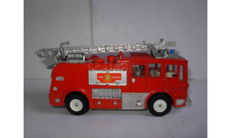 пожарная модель 1/43 Merryweather Marquis Fire Tender Dinky Toys Meccano England металл 1:43 пожарный, масштабная модель, scale43