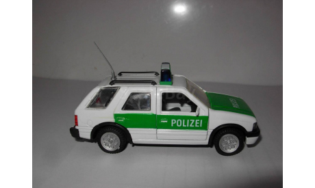 модель 1/43 Opel Frontiera Polizei полиция длиннобазный Gama Germany металл Isuzu Police, масштабная модель, 1:43