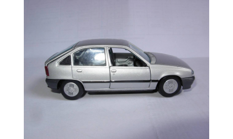 модель 1/43 Opel Kadett GL Gama Western Germany металл, масштабная модель, 1:43