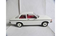модель 1/18 Opel Kadett C2 Triple9 металл Triple 9, масштабная модель, scale18