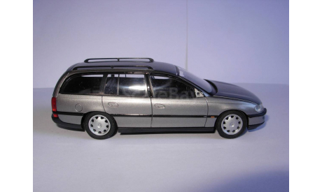модель 1/43 Opel Omega Caravan универсал Schuco металл, масштабная модель, scale43