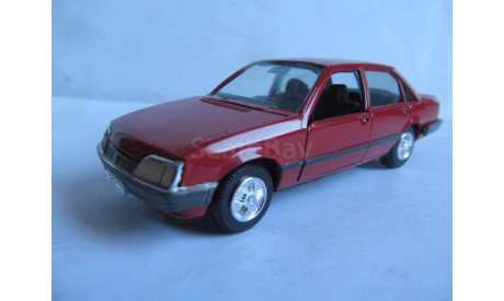 модель 1/43 Opel Rekord E2 facelift 1982 седан Gama -Mini Western Germany металл Record, масштабная модель, scale43