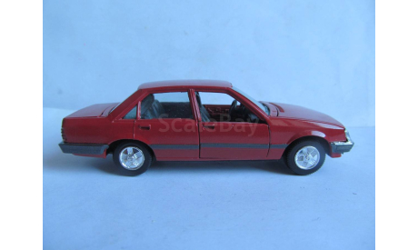 модель 1/43 Opel Rekord E2 facelift 1982 седан Gama -Mini Western Germany металл Record, масштабная модель, scale43