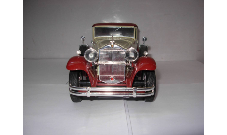 модель 1/18 Packard Le Baron 1930 Signature Models металл 1:18, масштабная модель, scale18