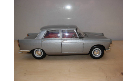модель 1/18 Peugeot 404 1965 Norev металл 1:18, масштабная модель