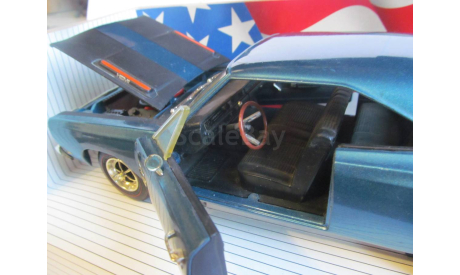 модель 1/18 Plymouth Road Runner 1969 ERTL металл 1:18, масштабная модель, ERTL (Auto World), scale18
