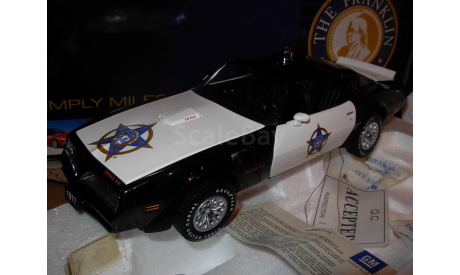 модель 1/24 Pontiac Firebird Trans Am 1977 Police Franklin Mint металл 1:24 чёрный, масштабная модель, scale24