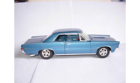 модель 1/18 Pontiac GTO 1965 Maisto металл, масштабная модель, scale18