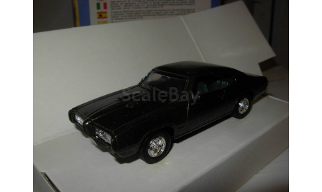 модель 1/43 Pontiac GTO 1968 ERTL металл 1:43, масштабная модель, scale43