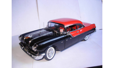 модель 1/18 Pontiac Star Chief 1955 Sun Star Platinum Collection металл 1:18, масштабная модель, Sunstar, scale24