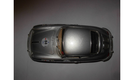 модель 1/24 Porsche 356 B 1961 #84 Burago Italy металл 1:24, масштабная модель, BBurago, scale24