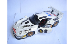 модель гоночный 1/18 Porsche 911 GT1 993 №8 UT MODELS металл 1:18 911GT1  Le Mans