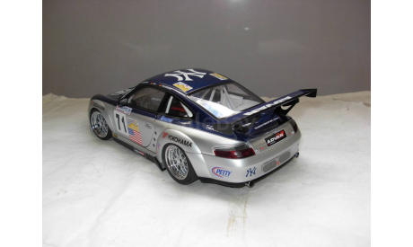 модель 1/18 гоночный Porsche 911 GT3 RSR 996 ALMS 2005 Alex Job Nr. 71 Autoart металл 1:18, масштабная модель, scale18