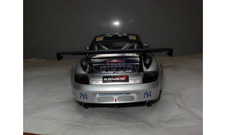 модель 1/18 гоночный Porsche 911 GT3 RSR 996 ALMS 2005 Alex Job Nr. 71 Autoart металл 1:18, масштабная модель, scale18
