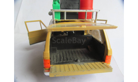 модель 1/24 Rangerover Burago Italy металл 1:24, масштабная модель, BBurago, Range Rover