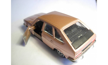 модель Renault 30TS 1/43 Jet-Car de Norev металл 1:43, масштабная модель, scale43
