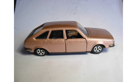 модель Renault 30TS 1/43 Jet-Car de Norev металл 1:43, масштабная модель, scale43