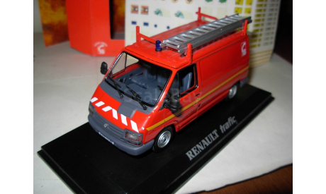 модель  1/43 пожарный фургон Renault Trafic Norev металл 1:43 пожарная, масштабная модель, scale43