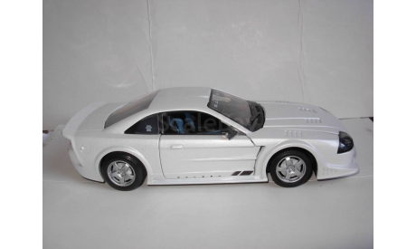 модель 1/24 Saleen SR Ford Mustang Motor Max металл 1:24, масштабная модель, scale24, MotorMax