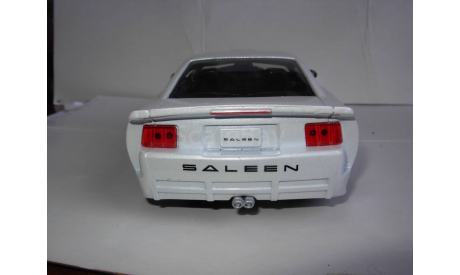 модель 1/24 Saleen SR Ford Mustang Motor Max металл 1:24, масштабная модель, scale24, MotorMax
