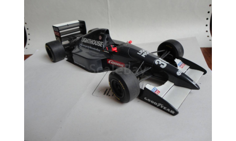 модель F1 Формула-1 1/18 Sauber-Mercedes C12 1993 #30 H. H. Frentzen Minichamps /PMA металл 1:18, масштабная модель