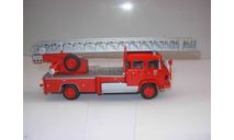 модель 1/43 пожарный лестница Saviem S7L Metz Ixo металл 1:43 пожарная автолестница, масштабная модель, scale43, IXO журналная пожарная серия Франция