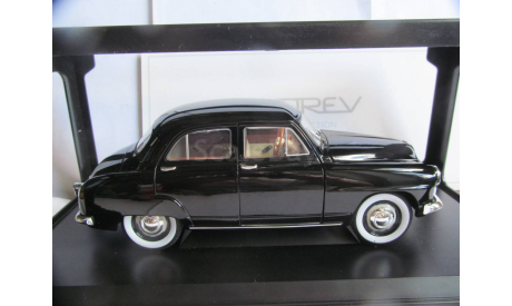 модель 1/18 Simca Aronde 1953 Norev металл  1:18, масштабная модель