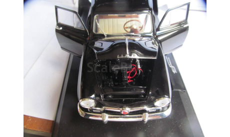 модель 1/18 Simca Aronde 1953 Norev металл  1:18, масштабная модель