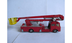 модель 1:50 пожарный подъёмник Simon Snorkel Fire Engine с фигурками Corgi Major Britain металл пожарная 1/50 1/55 1:55