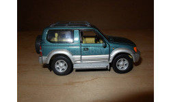 модель 1/43 Toyota Landcruiser Land Cruiser Cararama металл 1:43