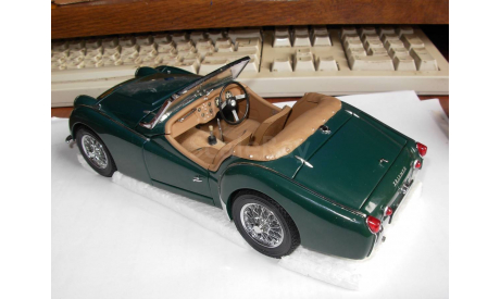 модель 1/18 Triumph TR3A Kyosho металл 1:18, масштабная модель, scale18