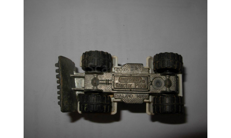 модель бульдозер 1/64 Tractor Plow Matchbox металл 1:64, масштабная модель, scale100