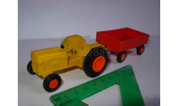 модель игрушка трактор с прицепом 1/43 пластик 1:43