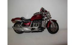 1/18 модель мотоцикла Triumph Rocket III Burago 1:18