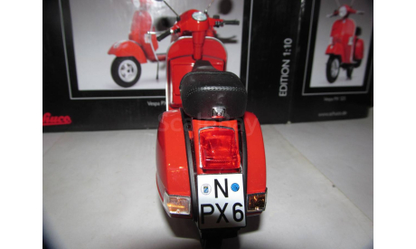 1/10 модель мотороллер скутер Vespa PX125 Schuco металл, масштабная модель мотоцикла, 1:10